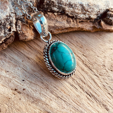 Turquoise Silver Necklace / Simple / Classic / Hypoallergenic / Boho / Crystal Jewelery / Ethnic / Hypoallergenic / Illuminati