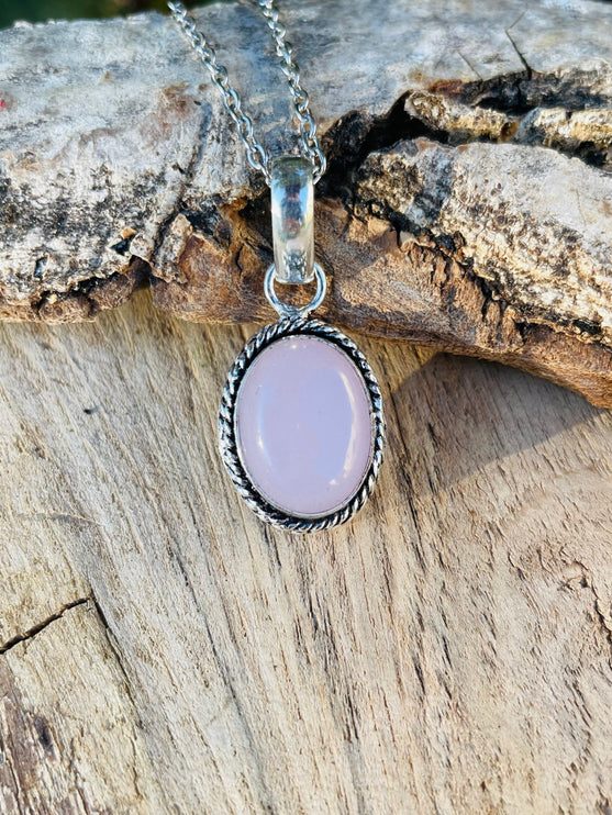 Rose Quartz Silver Necklace / Simple / Classic / Hypoallergenic / Boho / Crystal Jewelery / Ethnic / Hypoallergenic / Illuminati