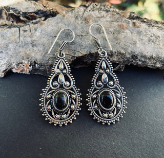 Black Onyx earrings Silver Drop Dangle earrings / Birth Stone / Ethnic / rustic, yoga, hippie, gypsy, pretty, psy, boho, bohemian, festival