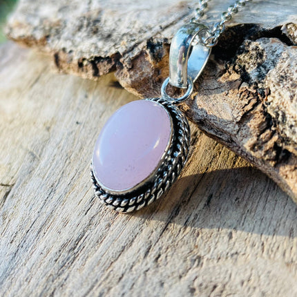 Rose Quartz Silver Necklace / Simple / Classic / Hypoallergenic / Boho / Crystal Jewelery / Ethnic / Hypoallergenic / Illuminati