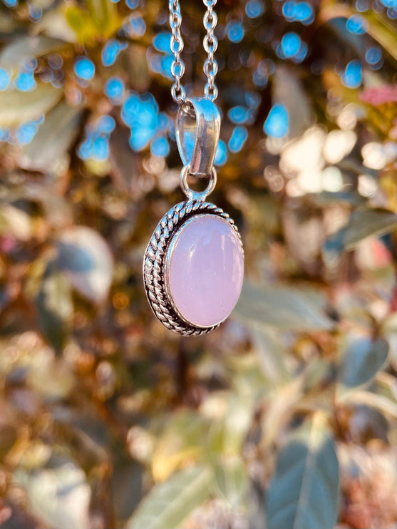 Rose Quartz Silver Necklace / Simple / Classic / Hypoallergenic / Boho / Crystal Jewelery / Ethnic / Hypoallergenic / Illuminati