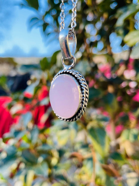 Rose Quartz Silver Necklace / Simple / Classic / Hypoallergenic / Boho / Crystal Jewelery / Ethnic / Hypoallergenic / Illuminati