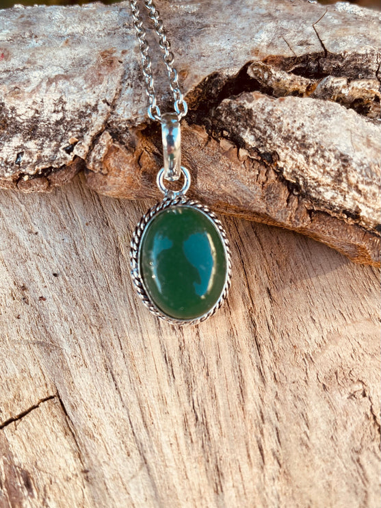 Green Onyx Silver Necklace / Simple / Classic / Hypoallergenic / Boho / Crystal Jewelery / Ethnic / Hypoallergenic / Illuminati