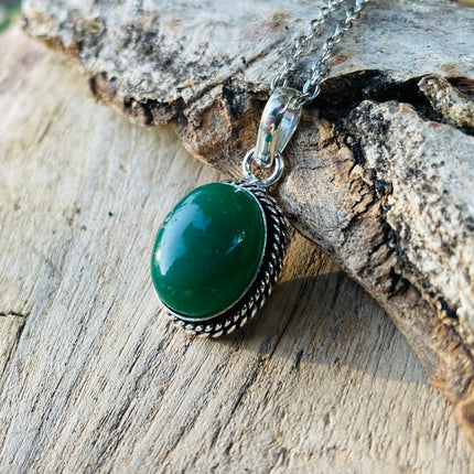 Green Onyx Silver Necklace / Simple / Classic / Hypoallergenic / Boho / Crystal Jewelery / Ethnic / Hypoallergenic / Illuminati