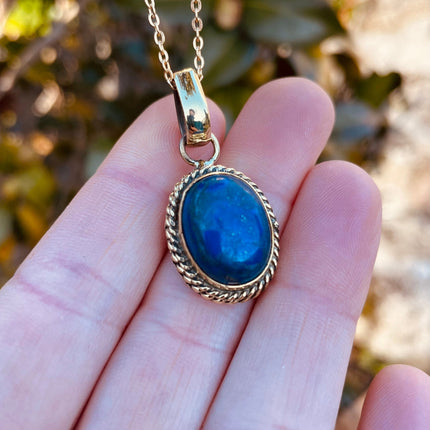 Lapis Lazuli Gold Necklace / Simple / Classic / Hypoallergenic / Boho / Crystal Jewelery / Ethnic / Hypoallergenic / Illuminati