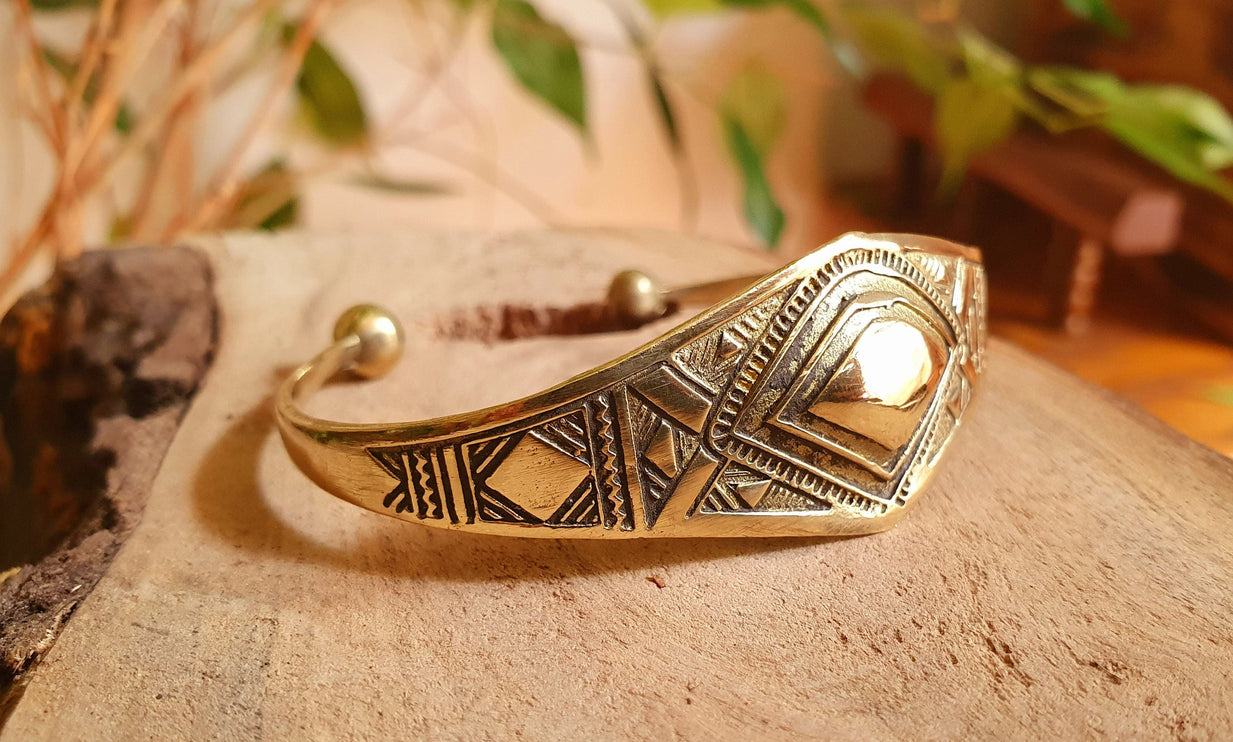 Tuareg Brass Bracelet / Bangle / Cuff / Unisex / Boho / Ethnic / Rustic / Bohemian / Hippie / Gypsy / Geometric /