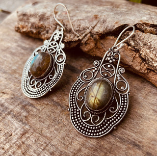 Large Labradorite Silver Drop Dangle earrings / Birth Stone / Ethnic / rustic, yoga, hippie, gypsy, pretty, psy, boho, bohemian, festival