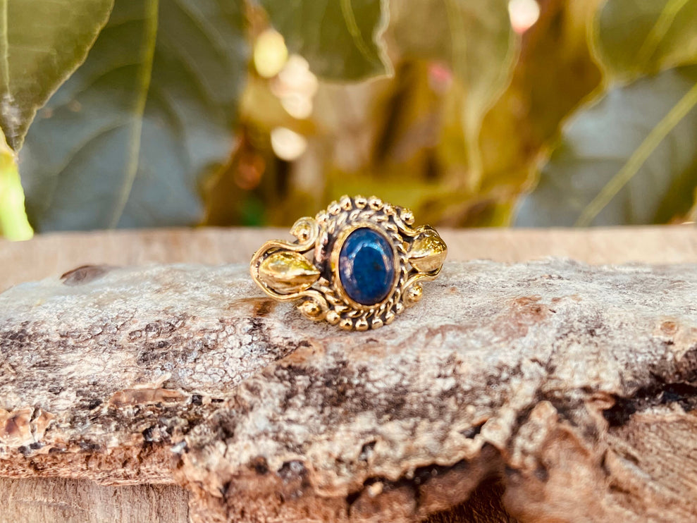 Ethnic style Brass & Lapis Lazuli Ring / Moon / Boho / Bohemian / Psy / Rustic / Tribal / Gypsy / Festival / Healing / Festival