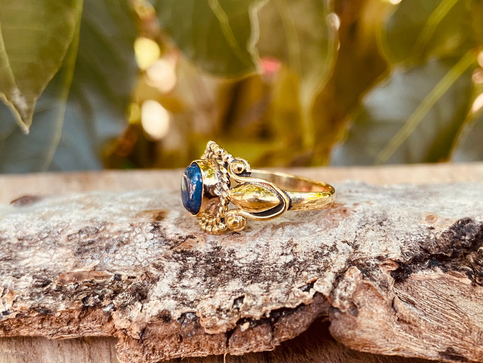 Ethnic style Brass & Lapis Lazuli Ring / Moon / Boho / Bohemian / Psy / Rustic / Tribal / Gypsy / Festival / Healing / Festival