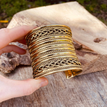 Large Cuff Gold Boho Bracelet / Tribal / Celtic / Berber / Ethnic jewelery / Steampunk / Burning Man / Gypsy / Jewellery / Adjustable