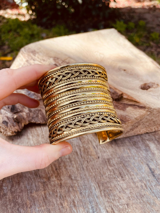 Large Cuff Gold Boho Bracelet / Tribal / Celtic / Berber / Ethnic jewelery / Steampunk / Burning Man / Gypsy / Jewellery / Adjustable