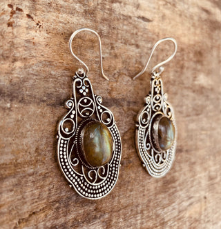 Large Labradorite Silver Drop Dangle earrings / Birth Stone / Ethnic / rustic, yoga, hippie, gypsy, pretty, psy, boho, bohemian, festival