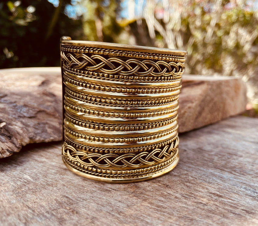 Large Cuff Gold Boho Bracelet / Tribal / Celtic / Berber / Ethnic jewelery / Steampunk / Burning Man / Gypsy / Jewellery / Adjustable