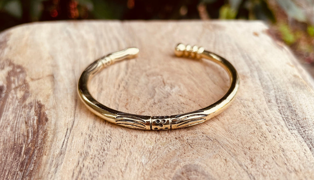 Tuareg Brass Bracelet / Unisex Jewelry / Cuff / Boho / Ethnic / Bohemian / Medieval / Gypsy / Geometric /