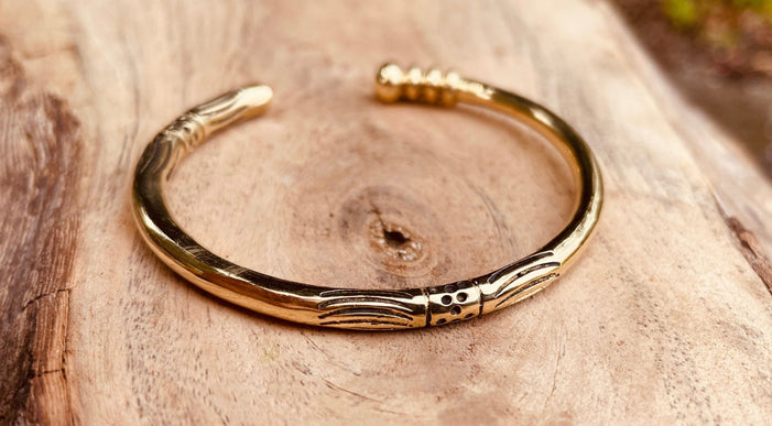 Tuareg Brass Bracelet / Unisex Jewelry / Cuff / Boho / Ethnic / Bohemian / Medieval / Gypsy / Geometric /