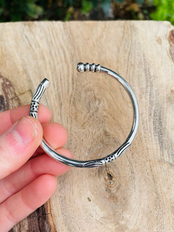 Tuareg Silver Bracelet / Unisex Jewelry / Cuff / Boho / Ethnic / Bohemian / Medieval / Gypsy / Geometric /