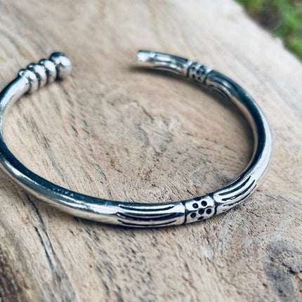 Tuareg Silver Bracelet / Unisex Jewelry / Cuff / Boho / Ethnic / Bohemian / Medieval / Gypsy / Geometric /