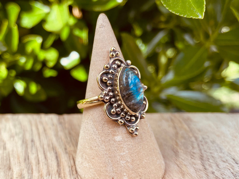 Labradorite Ring Ethnic style Brass / Boho / Bohemian / Psy / Rustic / Tribal / Gypsy / Festival / Healing / Festival