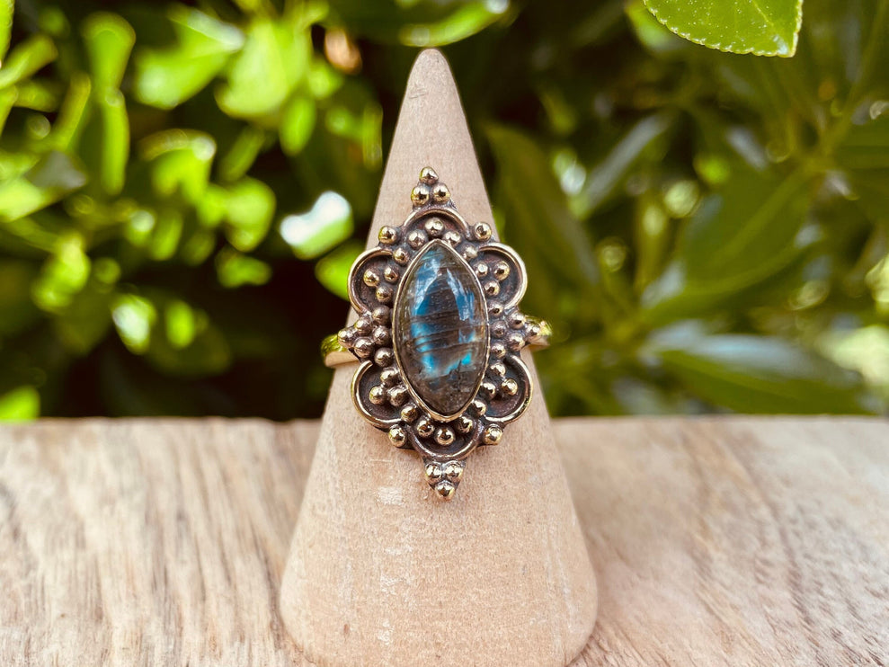 Labradorite Ring Ethnic style Brass / Boho / Bohemian / Psy / Rustic / Tribal / Gypsy / Festival / Healing / Festival