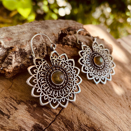 Silver Mandala Flower Labradorite Earrings ; Ethnic, Geometric, rustic, yoga, hippie, gypsy, pretty, boho, bohemian, festival