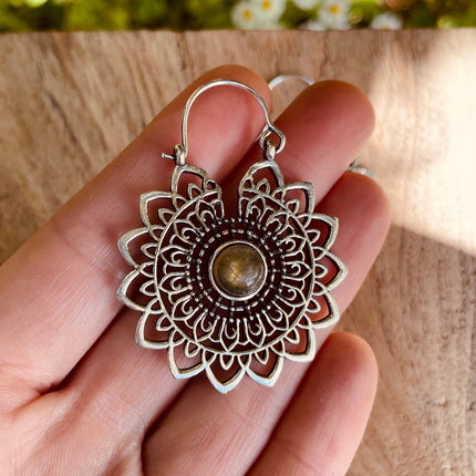 Silver Mandala Flower Labradorite Earrings ; Ethnic, Geometric, rustic, yoga, hippie, gypsy, pretty, boho, bohemian, festival