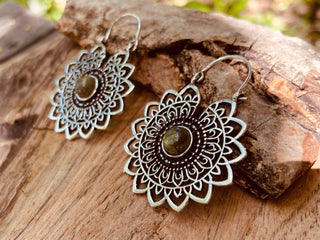 Silver Mandala Flower Labradorite Earrings ; Ethnic, Geometric, rustic, yoga, hippie, gypsy, pretty, boho, bohemian, festival