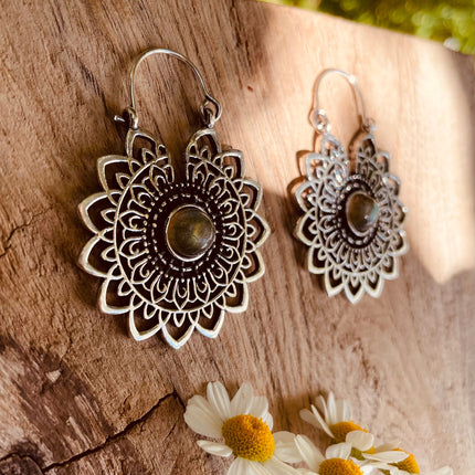 Silver Mandala Flower Labradorite Earrings ; Ethnic, Geometric, rustic, yoga, hippie, gypsy, pretty, boho, bohemian, festival