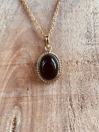 Black Onyx Golden Necklace Brass / Simple / Classic / Hypoallergenic / Boho / Crystal Jewelery / Ethnic / Hypoallergenic / Illuminati