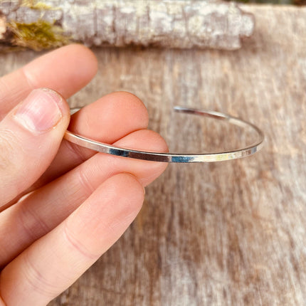 Minimalist Gold Bracelet / Simple / Bangle / Boho / Ethnic / Rustic / Bohemian / Dainty / Gypsy / Jewellery / adjustable