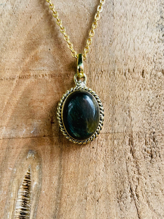 Labradorite Necklace Gold Chain Brass / Simple / Classic / Hypoallergenic / Boho / Crystal Jewelery / Ethnic / Hypoallergenic / Illuminati