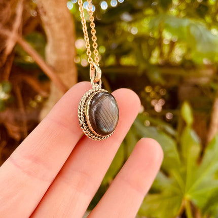 Labradorite Necklace Gold Chain Brass / Simple / Classic / Hypoallergenic / Boho / Crystal Jewelery / Ethnic / Hypoallergenic / Illuminati