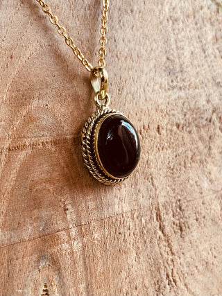 Black Onyx Golden Necklace Brass / Simple / Classic / Hypoallergenic / Boho / Crystal Jewelery / Ethnic / Hypoallergenic / Illuminati