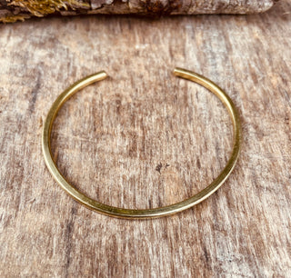 Minimalist Simple Brass Bangle, Elegant Gold Bangle for Her, Stacking Bracelets