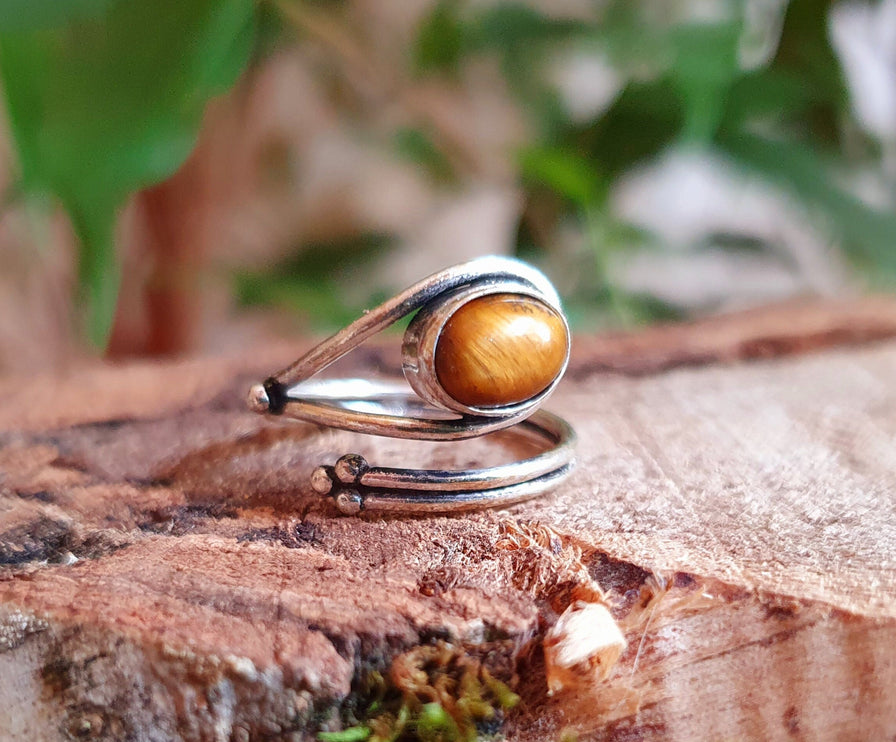 Ethnic style Silver & Tiger Eye Ring / Adjustable / Boho / Bohemian / Psy / Rustic / Tribal / Gypsy / Festival / Healing / Festival