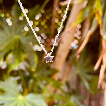 Sterling Silver Necklace Star Pendant Adjustable Chain / Delicate / Dainty Jewelery / Modern / Contemporary jewellery / Boho style