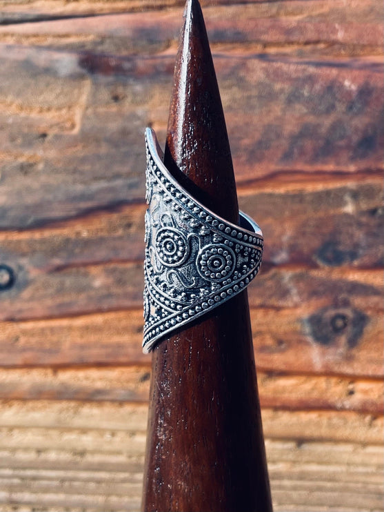 Silver Boho Ring Ethnic / Rustic / Festival / Tribal / Hippie / Gypsy / Psy / Thumb / Gift or Her / Engraved Design / Bohemian