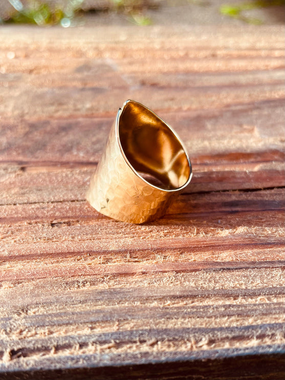 Hammered Brass Ring Boho Chic / Bohemian / Ethnic / Psy / Rustic / Tribal / Gypsy / Festival / Healing / Festival