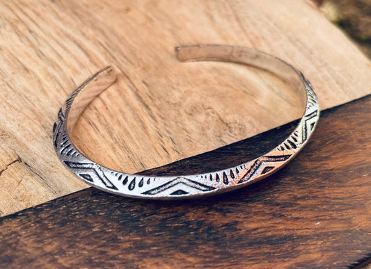 Aztec Silver Bracelet / Tuareg Jewelry / Cuff / Unisex / Boho / Ethnic / Rustic / Bohemian / Hippie / Gypsy / Geometric /