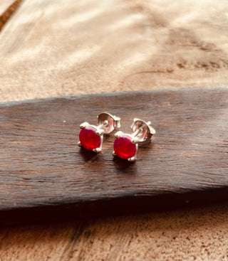 Opal Stud Earrings 5mm Sterling Silver 925 / Minimalist / Contemporary Jewellery / Modern Ethnic Boho Bohemian Gypsy Festival