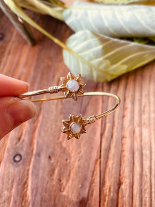 Moonstone Flower Boho Brass Bracelet / Adjustable / Gold Bangle / Ethnic / Rustic / Bohemian / Hippie / Gypsy / Psy / Bohemian Jewelery