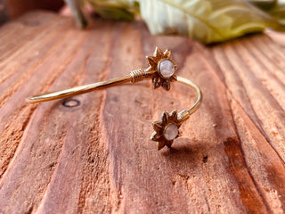 Moonstone Flower Boho Brass Bracelet / Adjustable / Gold Bangle / Ethnic / Rustic / Bohemian / Hippie / Gypsy / Psy / Bohemian Jewelery
