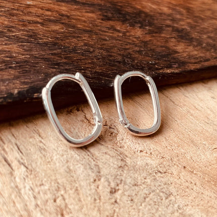 Classic Huggie Hoop Silver 925 Earrings / Pure Silver Earrings / Dainty / Classic Jewellery / Marriage Bridal Jewelery / Hypoallergenic