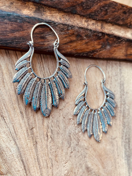 Silver Feather Earrings / Silver Jewellery / Boho Style / Ethnic Hoops / Unique Gift / Birds / Animals / Nature / Wildlife / Tropical /