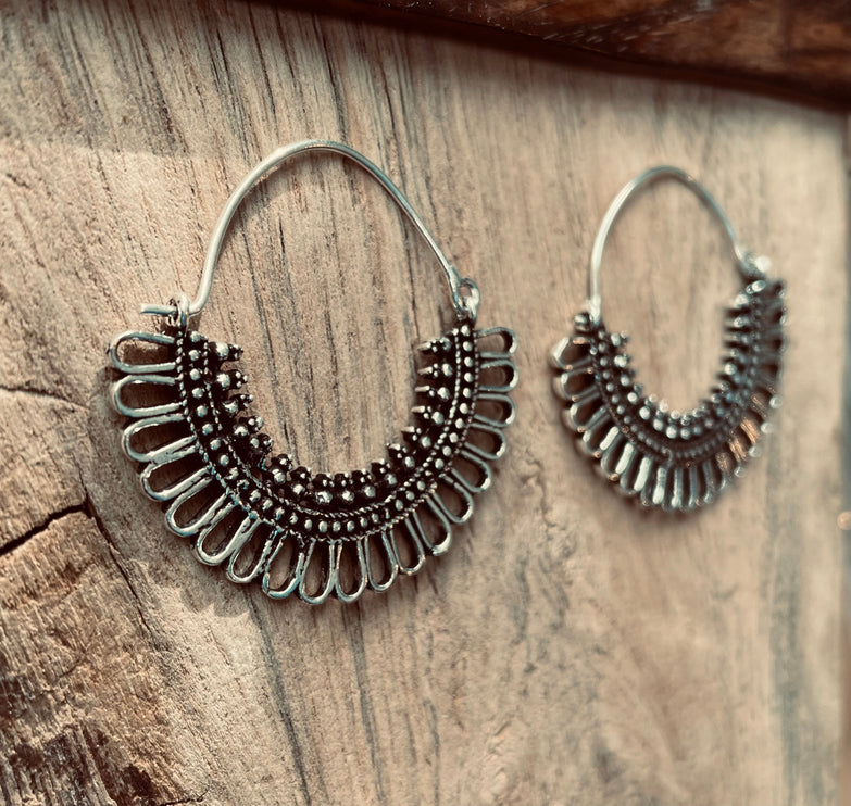 Silver Boho Earrings / Boho Jewelery / Bohemian Look / Festival Fashion / Yoga / Gypsy / Rustic / Tribal Jewellery / Indian Design