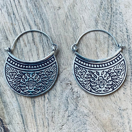 Boho Flower Silver Earrings / Ethnic Jewellery / Bohemian Style / Summer Accesory / Rustic / Yoga / Hippie / Bohemian Festival Lookl