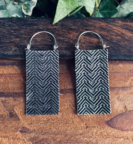 Silver Boho Rectangle Earrings / Boho Jewelery / Bohemian Look / Festival Fashion / Yoga / Gypsy / Rustic / Tribal Jewellery / Indian Design
