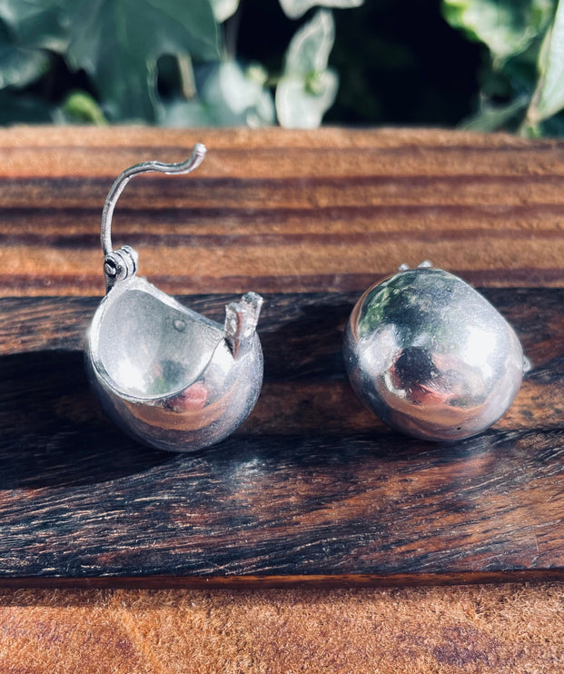 Chunky Ball Hoop Silver Earrings / Boho Jewelery / Bohemian Look / Festival Fashion / Yoga / Rustic / Tribal Jewellery / Indian Design