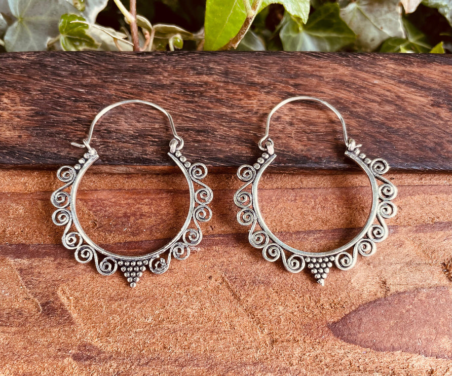 Silver Boho Earrings / Boho Jewelery / Bohemian Look / Festival Fashion / Yoga / Gypsy / Rustic / Tribal Jewellery / Indian Design