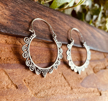 Silver Boho Earrings / Boho Jewelery / Bohemian Look / Festival Fashion / Yoga / Gypsy / Rustic / Tribal Jewellery / Indian Design