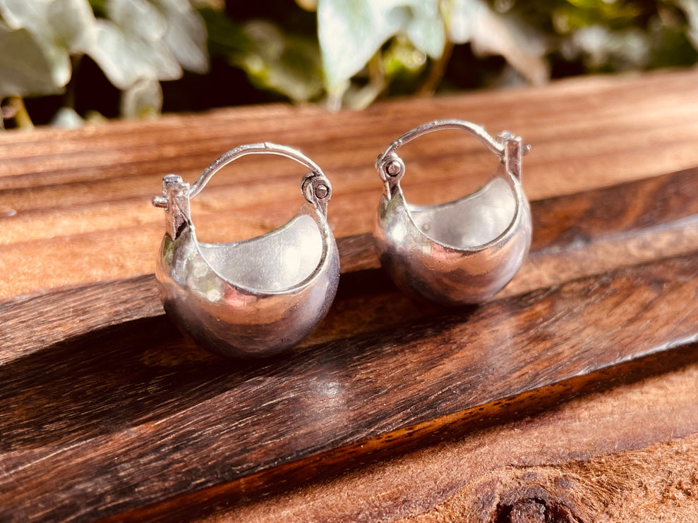 Chunky Ball Hoop Silver Earrings / Boho Jewelery / Bohemian Look / Festival Fashion / Yoga / Rustic / Tribal Jewellery / Indian Design